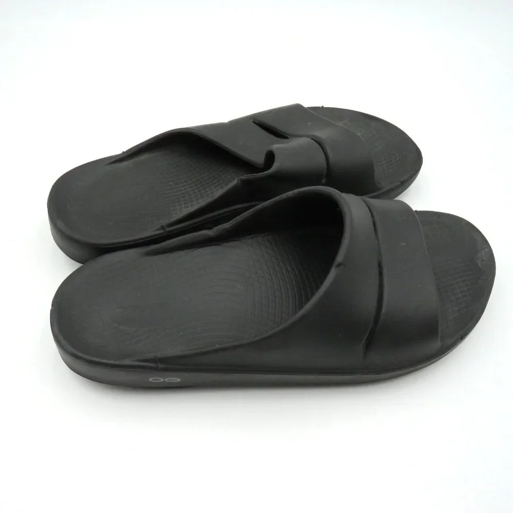 OOFOS Slide Sandals Mens Size 10 Womens 12 Black OOahh Recovery Foam‎ Comfort